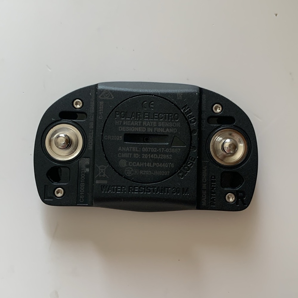 Polar H7 Bluetooth Heart Rate Sensor & Fitness Tracker - Picture 6 of 8